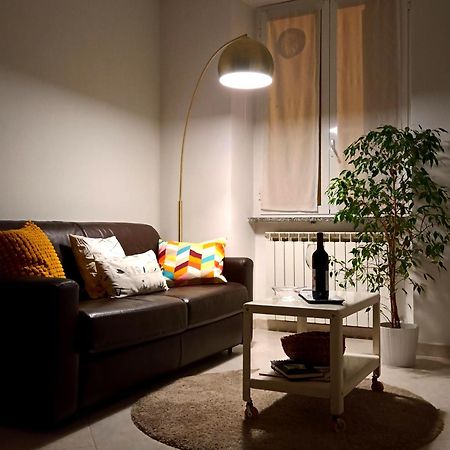 サヴォーナA Casa Di Pizz - Bilocale Con Parcheggio Privatoアパートメント エクステリア 写真